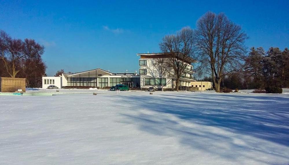 Wellness Hotel Orlik Kozarovice Extérieur photo