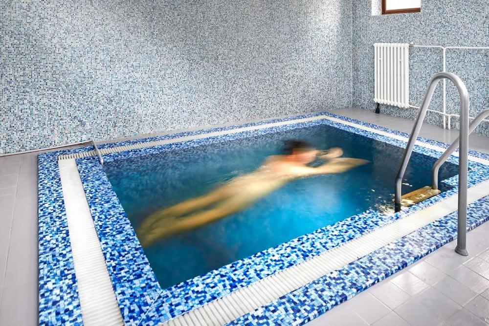 Wellness Hotel Orlik Kozarovice Extérieur photo